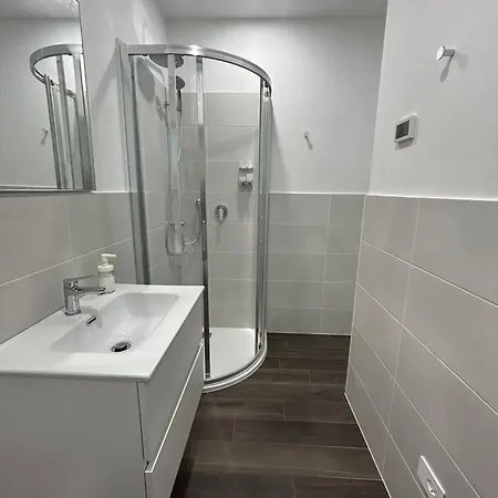 Lake Home Apartments Гостевой дом 3*